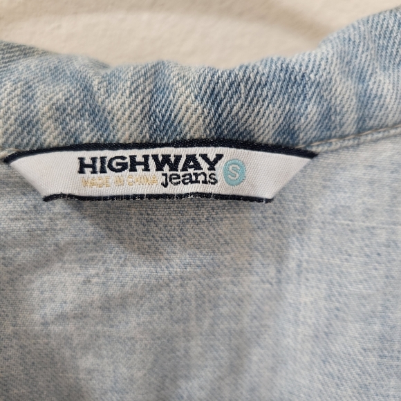 Women's jean jacket - Picture 3 of 3